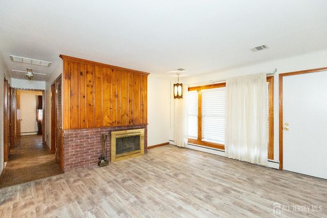 57 Columbus Avenue, Edison, NJ 08817