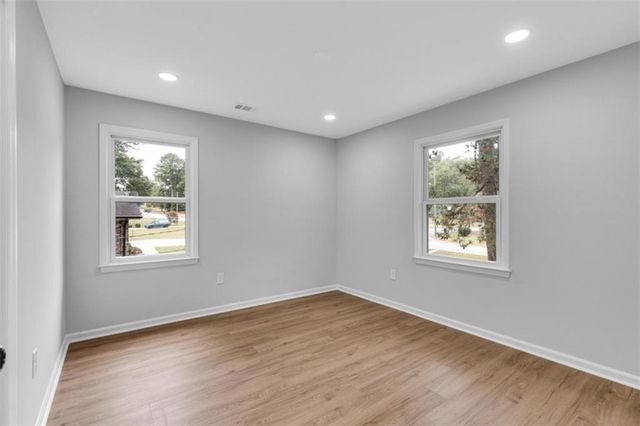 1606 King Road, Riverdale, GA 30296