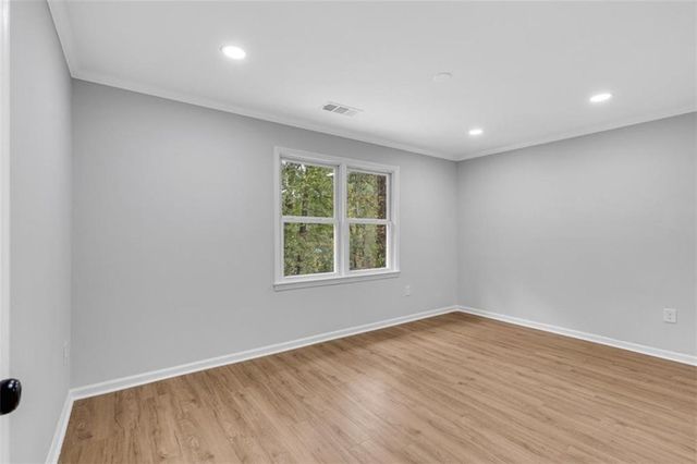 1606 King Road, Riverdale, GA 30296