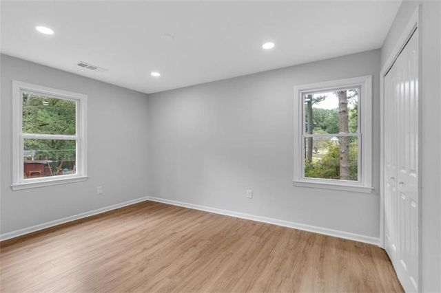 1606 King Road, Riverdale, GA 30296