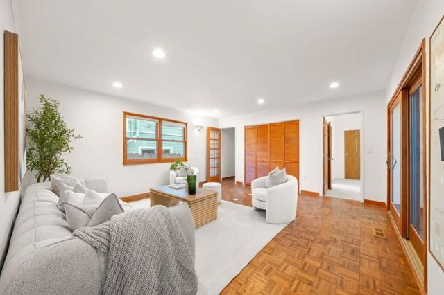 1057 47th Street, Emeryville, CA 94608