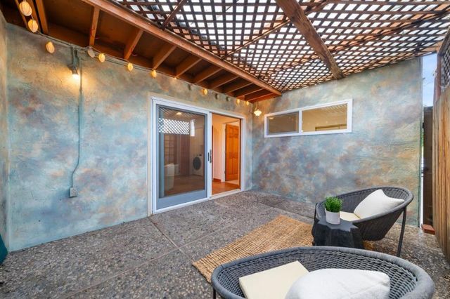 1057 47th Street, Emeryville, CA 94608
