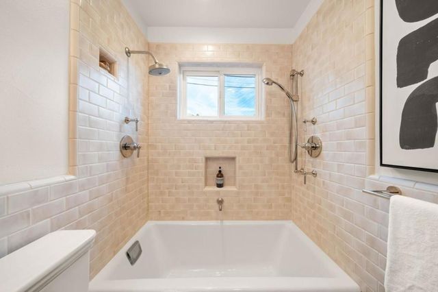 1057 47th Street, Emeryville, CA 94608