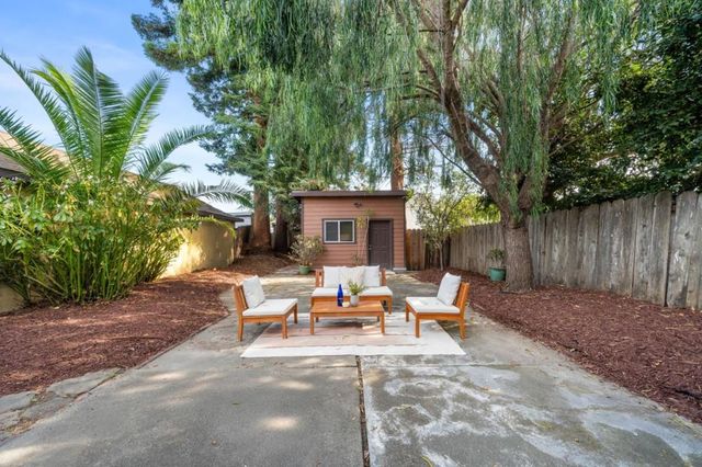 1057 47th Street, Emeryville, CA 94608