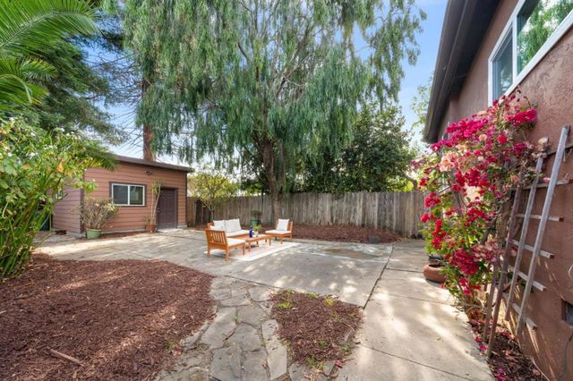 1057 47th Street, Emeryville, CA 94608
