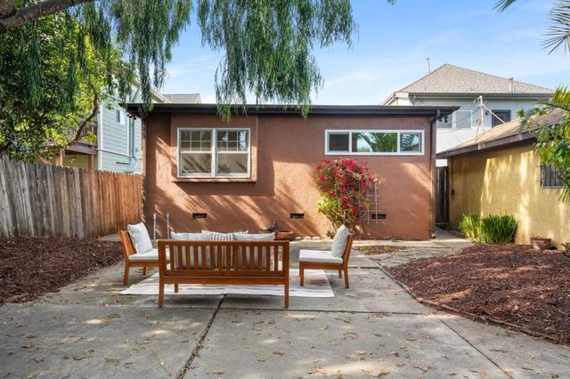 1057 47th Street, Emeryville, CA 94608