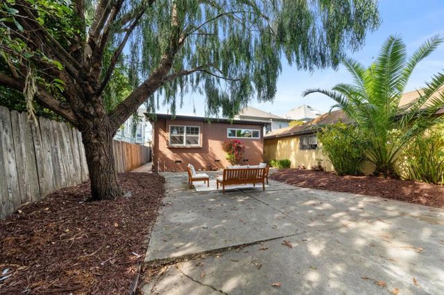 1057 47th Street, Emeryville, CA 94608