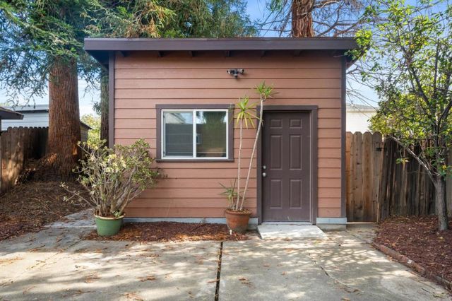 1057 47th Street, Emeryville, CA 94608