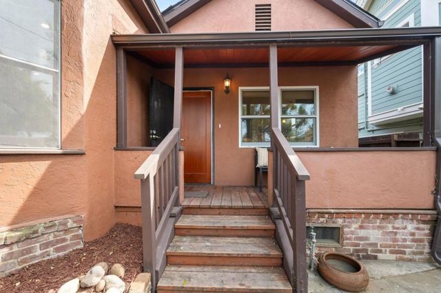 1057 47th Street, Emeryville, CA 94608