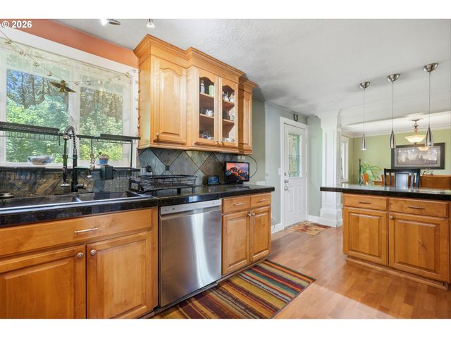 808 Ne 108TH St, Vancouver, WA 98685