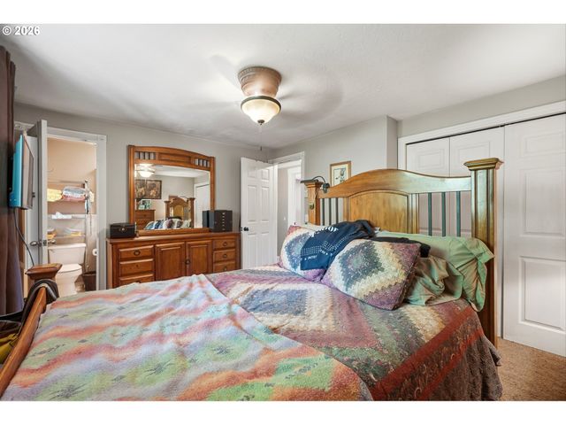 808 Ne 108TH St, Vancouver, WA 98685