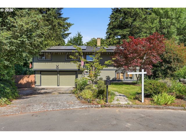 808 Ne 108TH St, Vancouver, WA 98685