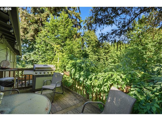 808 Ne 108TH St, Vancouver, WA 98685