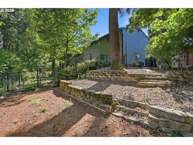 808 Ne 108TH St, Vancouver, WA 98685