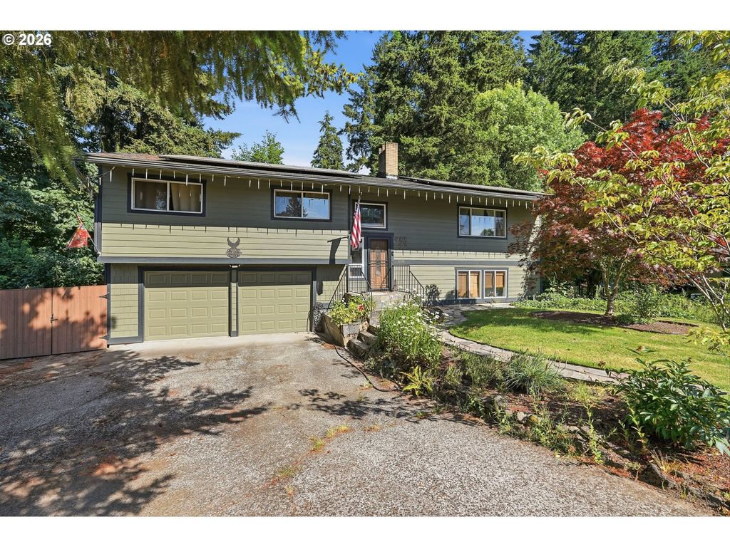 808 Ne 108TH St, Vancouver, WA 98685