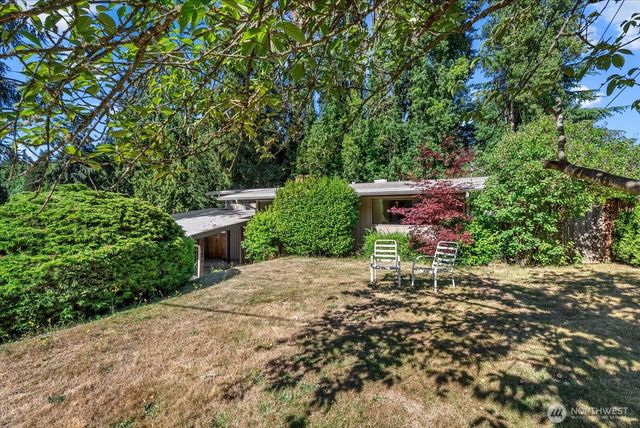 131 109th Avenue SE, Bellevue, WA 98004