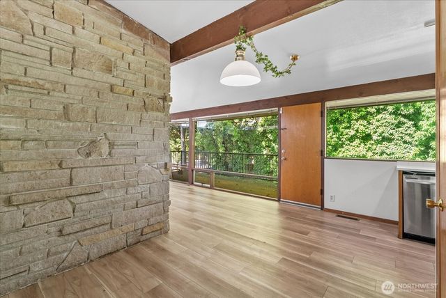 131 109th Avenue SE, Bellevue, WA 98004