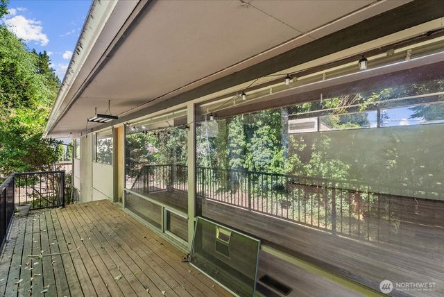 131 109th Avenue SE, Bellevue, WA 98004