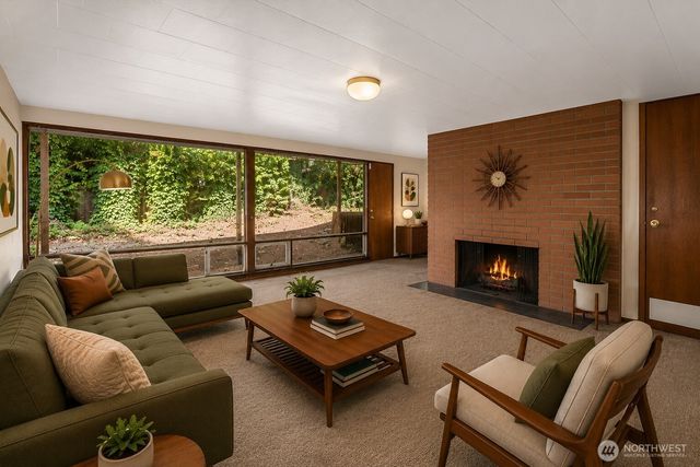 131 109th Avenue SE, Bellevue, WA 98004