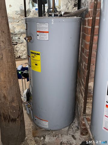 9 Pierpont Street, Waterbury, CT 06708