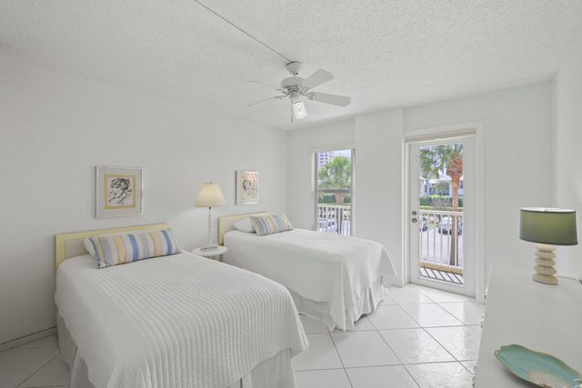 951 De Soto Road 232, Boca Raton, FL 33432