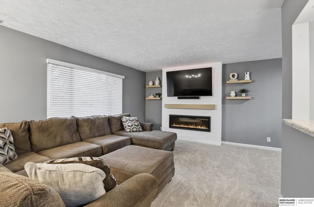 14011 Monroe Street, Omaha, NE 68137