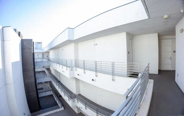 1101 S Harvard Boulevard 510, Los Angeles, CA 90006