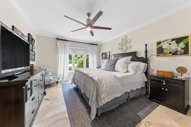 555 SE 6TH Avenue 1B, Delray Beach, FL 33483