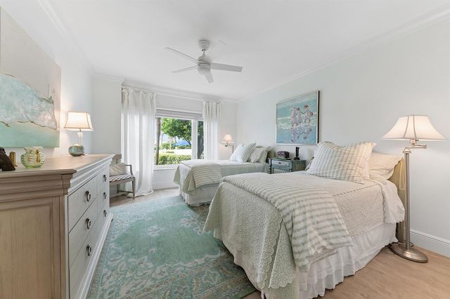 555 SE 6TH Avenue 1B, Delray Beach, FL 33483