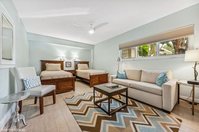 555 SE 6TH Avenue 1B, Delray Beach, FL 33483