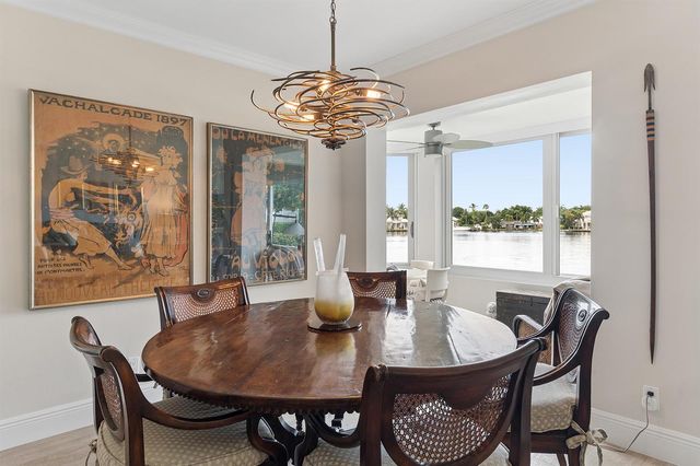555 SE 6TH Avenue 1B, Delray Beach, FL 33483