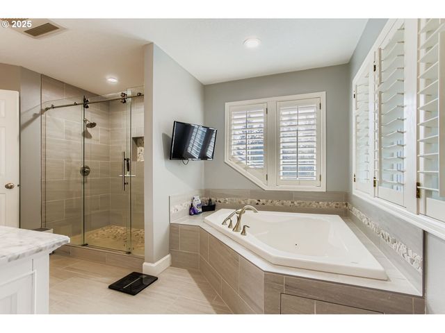 16360 Sw NIGHTHAWK Dr, Beaverton, OR 97007