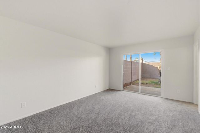 4016 W GRISWOLD Road, Phoenix, AZ 85051