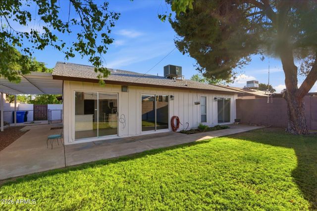 4016 W GRISWOLD Road, Phoenix, AZ 85051