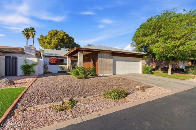 4016 W GRISWOLD Road, Phoenix, AZ 85051