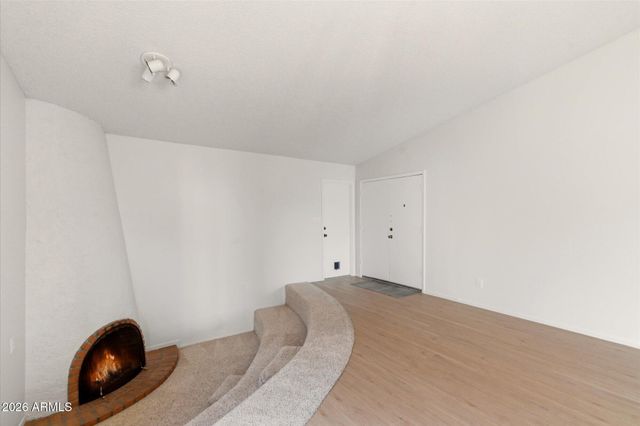 4016 W GRISWOLD Road, Phoenix, AZ 85051