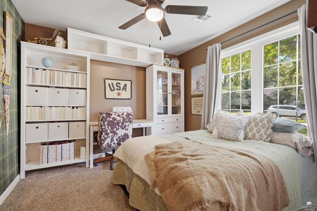 2112 Farmingdale Court, Manhattan, KS 66503