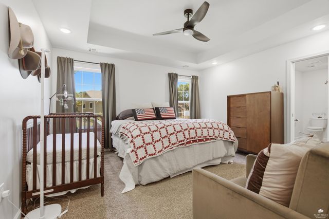 2112 Farmingdale Court, Manhattan, KS 66503