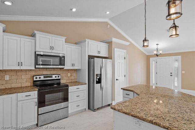 4515 Medina Way, Sebring, FL 33875