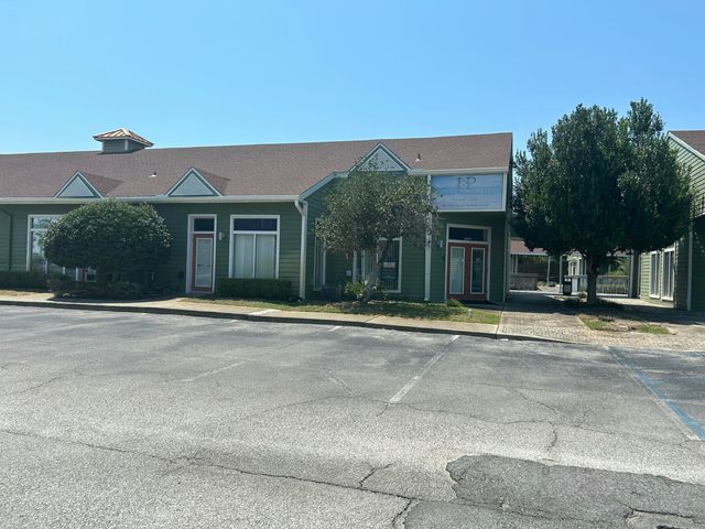 348 Miracle Strip Parkway, 24, Fort Walton Beach, FL 32548
