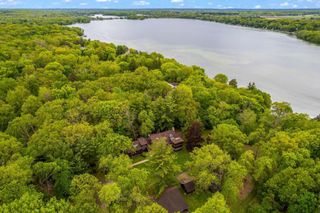 2937 N Mill ROAD, Oconomowoc, WI 53066