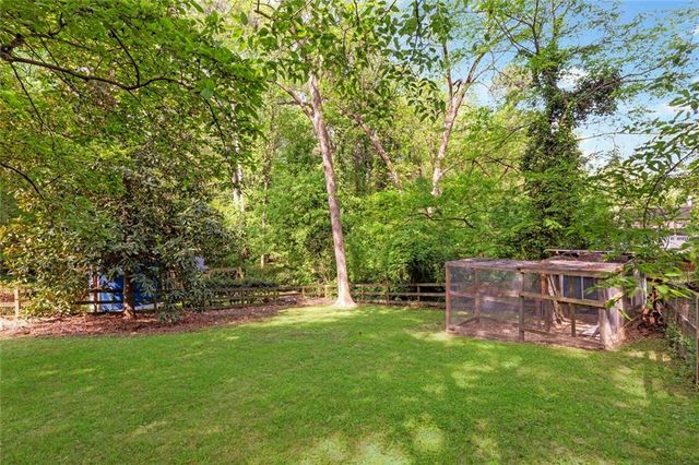 1840 Woodland Hills Avenue NW, Atlanta, GA 30318