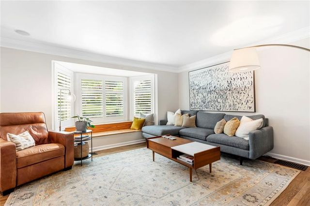 1840 Woodland Hills Avenue NW, Atlanta, GA 30318