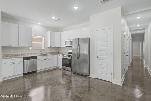 12293 Massachusetts Road, A, Ocean Springs, MS 39564
