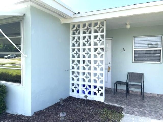 237 HIGH POINT Court W A, Delray Beach, FL 33445