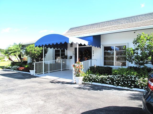 237 HIGH POINT Court W A, Delray Beach, FL 33445