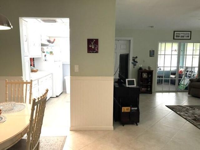 237 HIGH POINT Court W A, Delray Beach, FL 33445