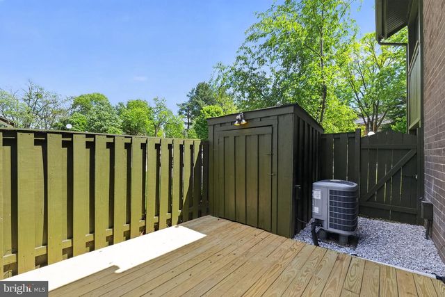 9492 TIMESWEEP LN, Columbia, MD 21045