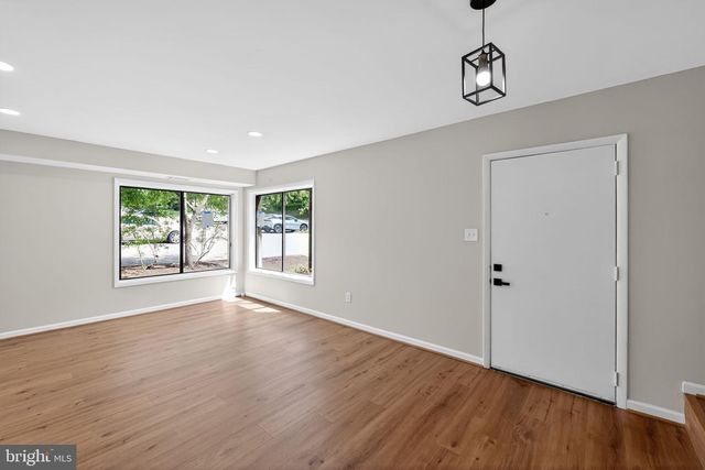 9492 TIMESWEEP LN, Columbia, MD 21045