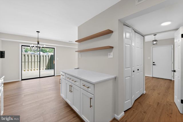 9492 TIMESWEEP LN, Columbia, MD 21045